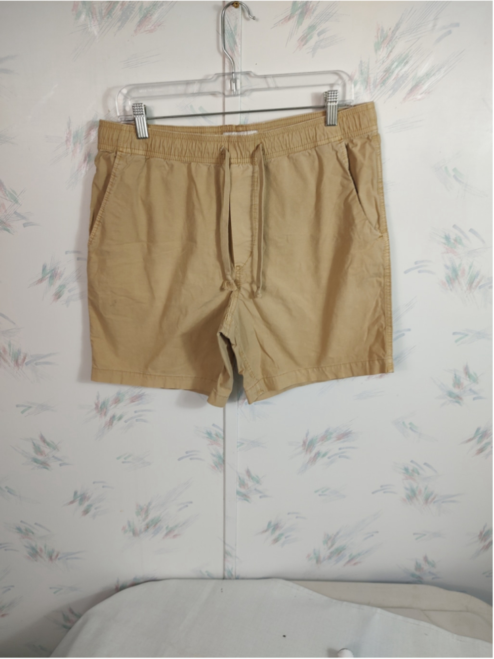 Men's American Eagle Flat Front Drawstring Shorts Beige Medium